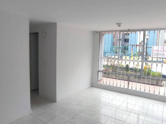 #3905 - Departamento para Alquiler en Bogotá - DC - 2